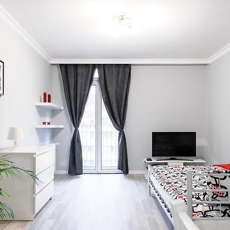 Apartament Grojecka Korotynskiego Daire Varşova Oda fotoğraf